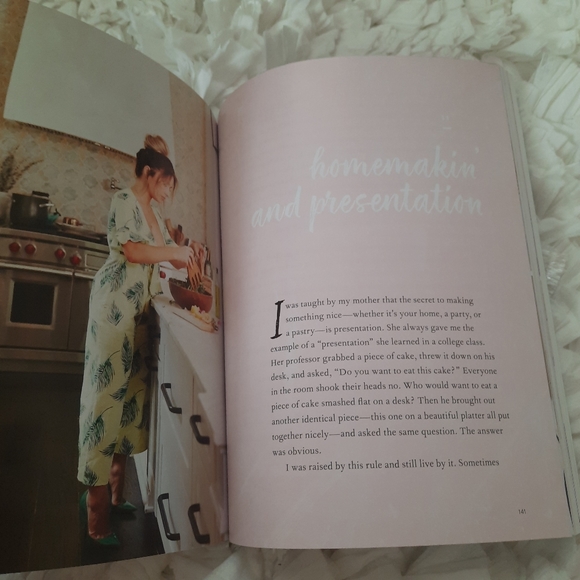 Just Jessie Book by Jessie James Decker NWT New Guide Life, Love, Family, & Food - Picture 8 of 13